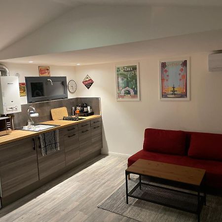 Вилла Tiny House Sur La Cote D'Azur Йер Экстерьер фото