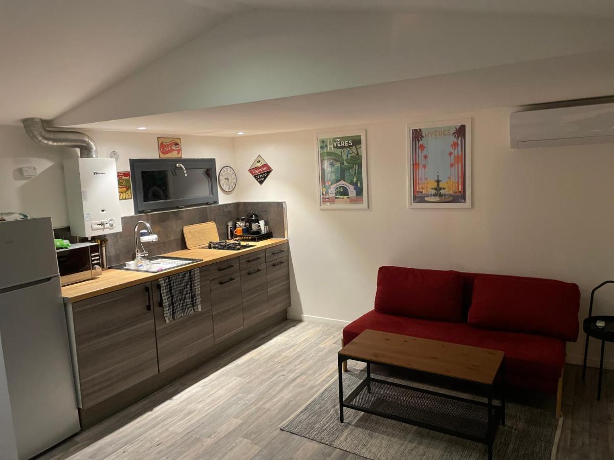 Вилла Tiny House Sur La Cote D'Azur Йер Экстерьер фото